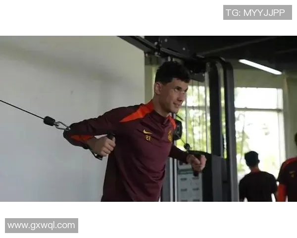 拜合拉木在U23亚洲杯中展现横传技艺助力球队进攻表现 拜合拉木在U23亚洲杯中展现横传技艺助力球队进攻表现