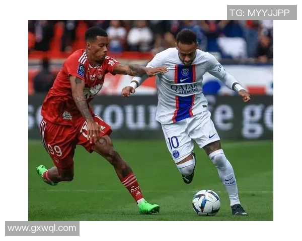 巴黎圣日耳曼连续三轮不胜，球队信心受挫需全队共同努力